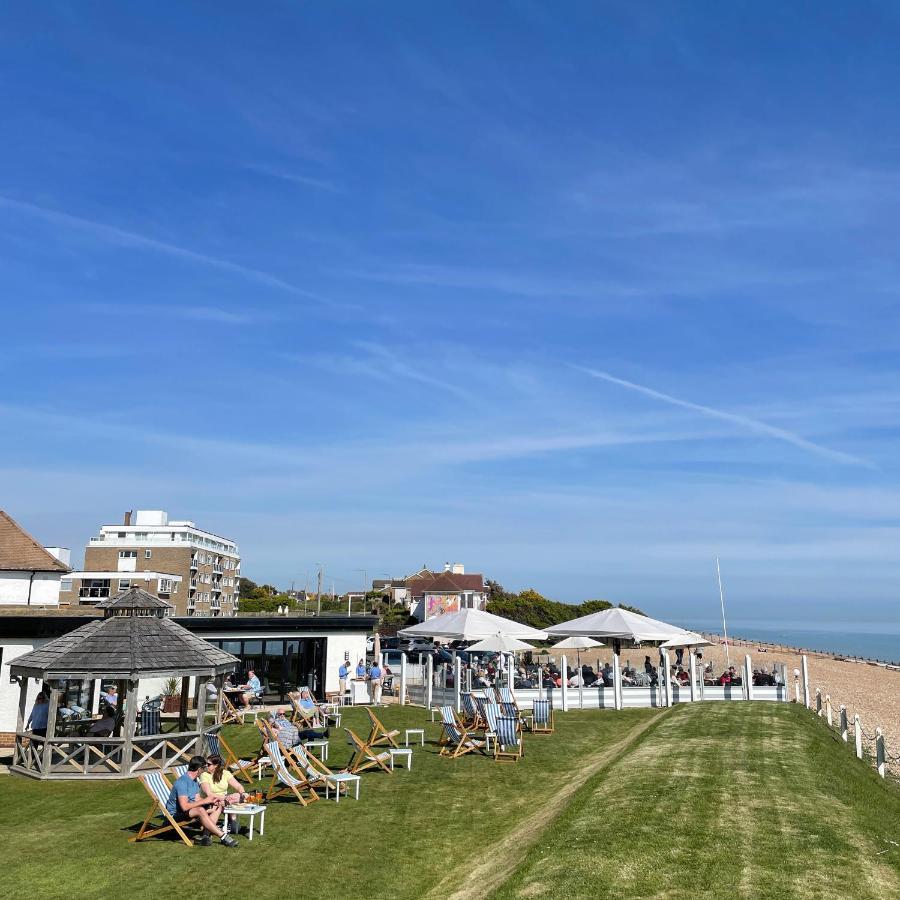 The Relais Cooden Beach And Spa Bexhill-on-Sea Zewnętrze zdjęcie